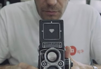 看看罕见的白脸Rolleiflex2.8F双反相机